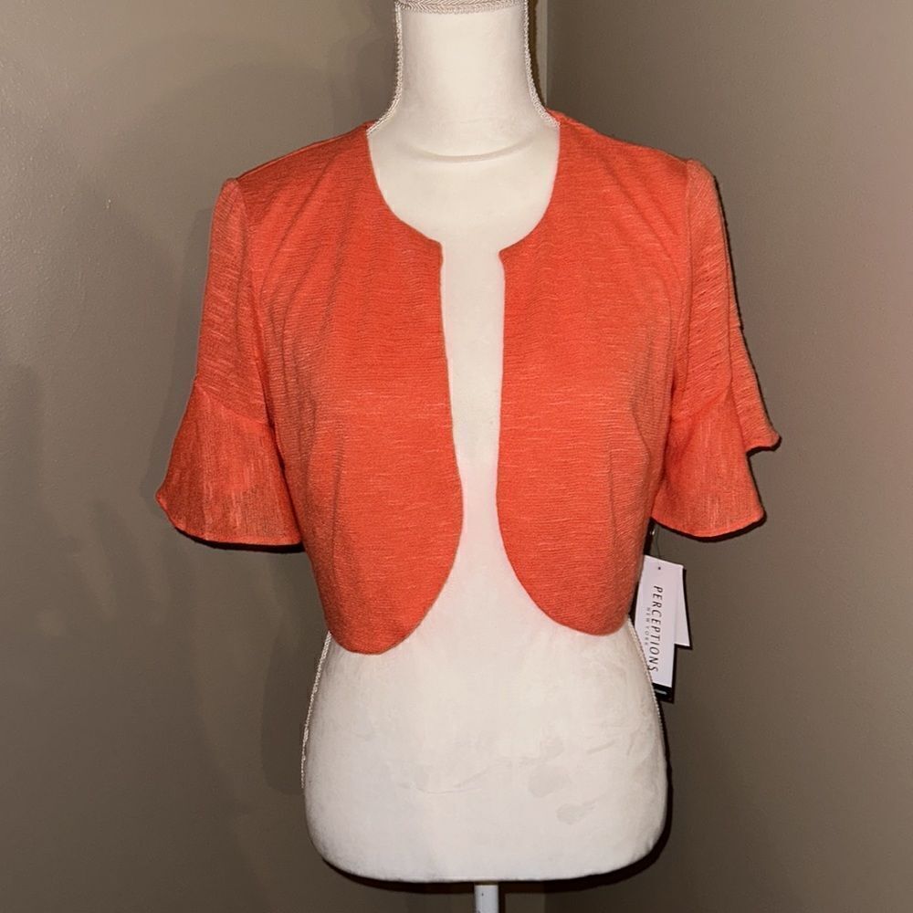 Perceptions New York Cropped Cardigan! - Picture 2 of 8